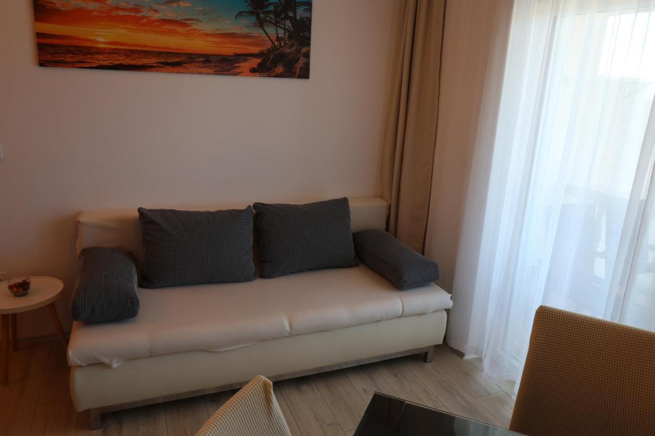Apartmani Bilokapic พรีมอชเตน ภายนอก รูปภาพ