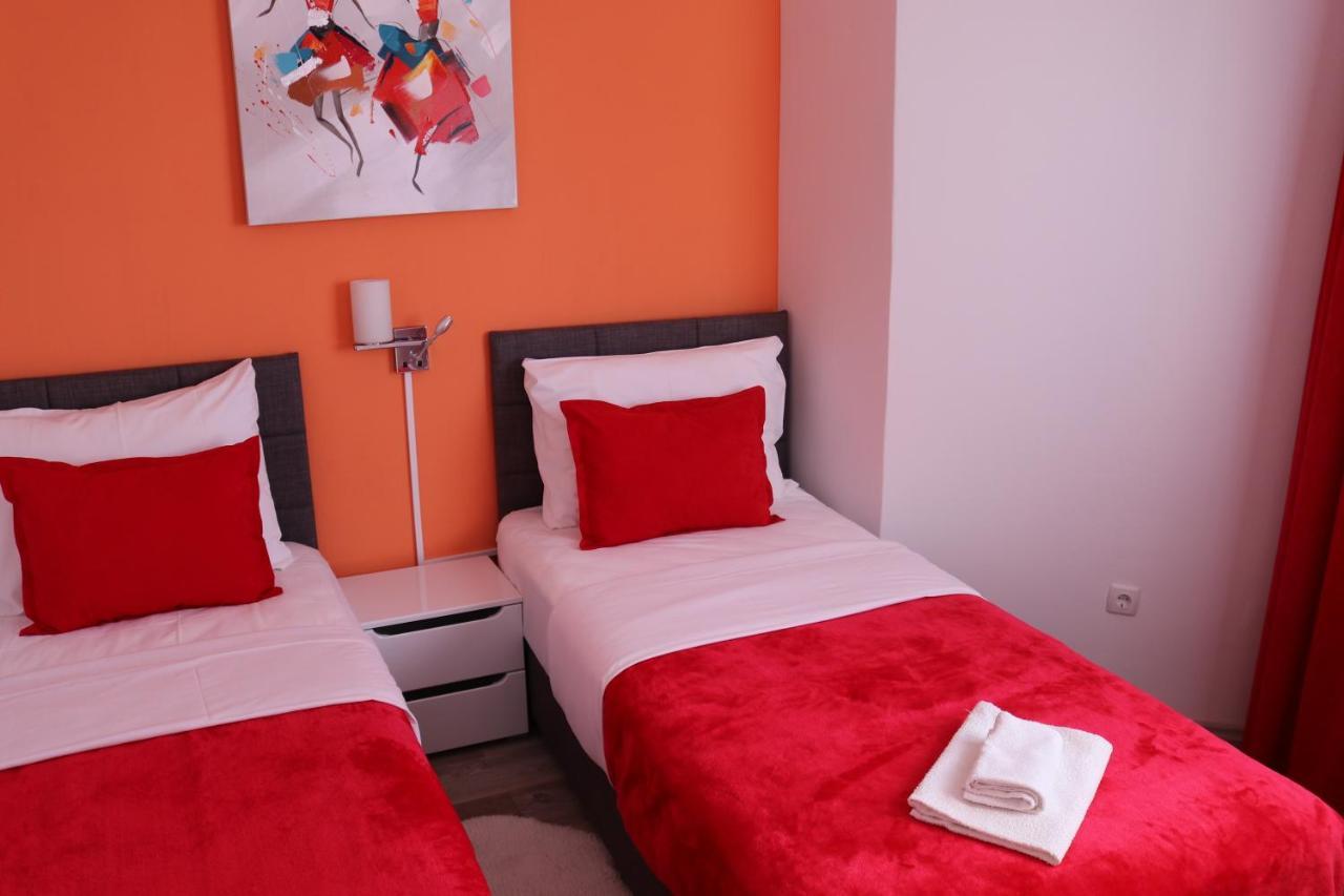 Apartmani Bilokapic พรีมอชเตน ภายนอก รูปภาพ